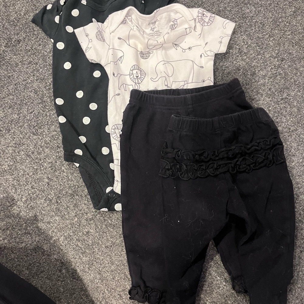 Baby Outfit Set with Polka Dot and Animal Print